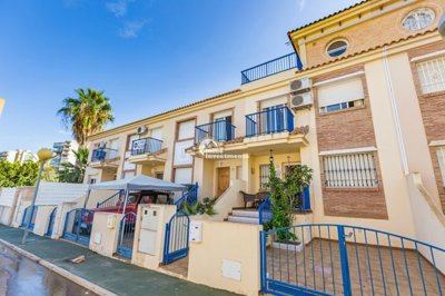 4 Bed Townhouse for sale