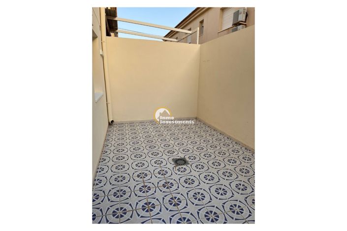 Image No.22-4 Bed Townhouse for sale