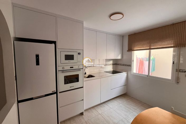 Image No.7-4 Bed Townhouse for sale