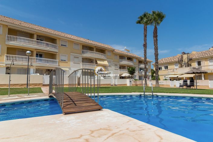 Image No.1-Penthouse de 2 chambres à vendre à Lomas de Cabo Roig
