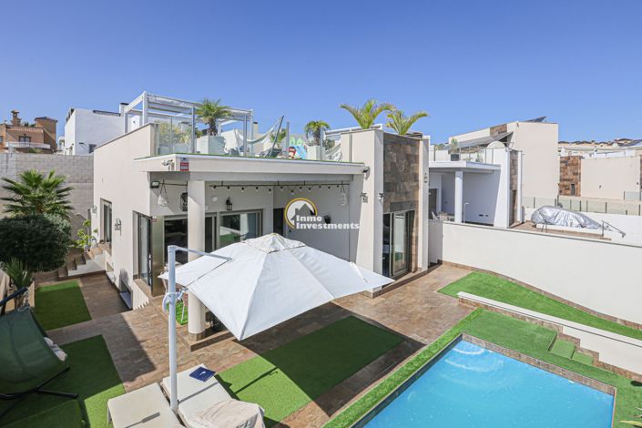 Image No.1-5 Bed Villa for sale