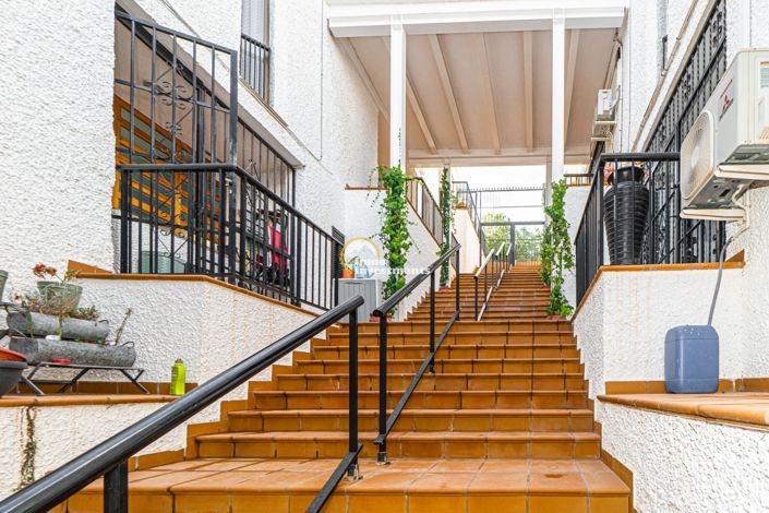 Image No.33-2 Bed Apartment for sale