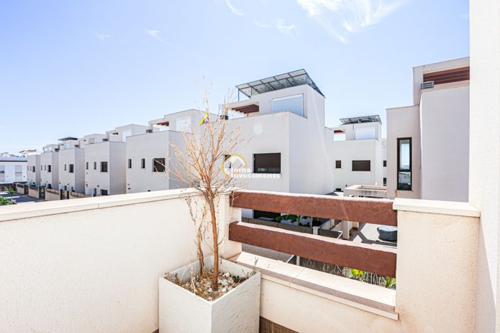 Image No.27-3 Bed Villa for sale