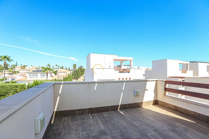 Image No.38-3 Bed Villa for sale