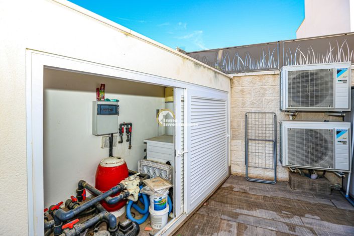 Image No.42-3 Bed Villa for sale