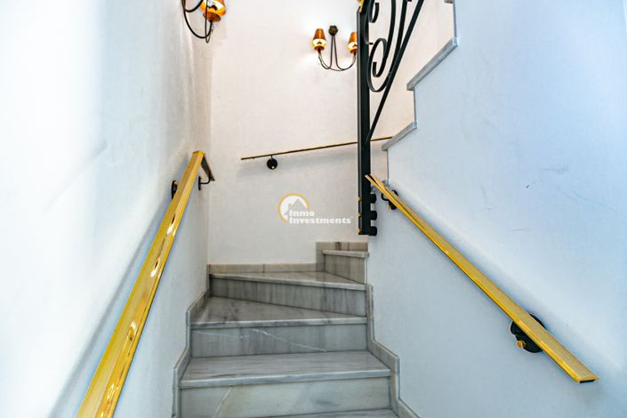 Image No.37-4 Bed Villa for sale