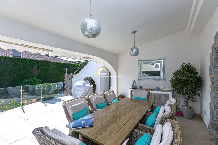 Image No.10-6 Bed Villa for sale