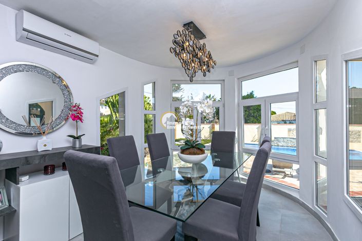 Image No.14-6 Bed Villa for sale