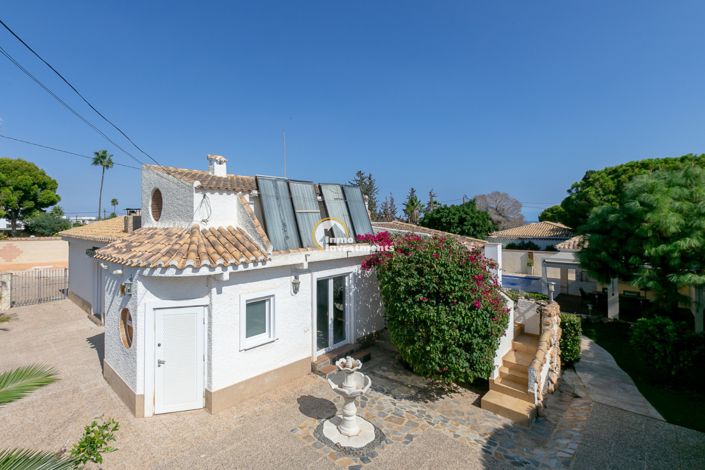 Image No.2-Villa de 6 chambres à vendre à Campoamor