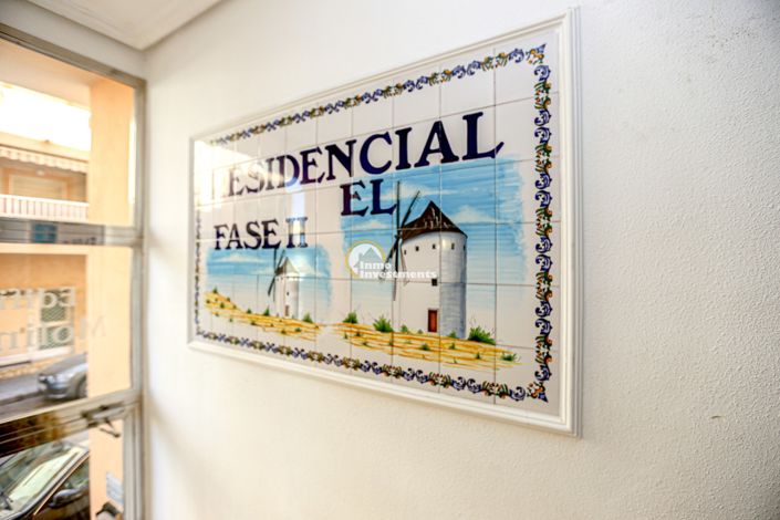 Image No.37-Appartement de 2 chambres à vendre à Torrevieja