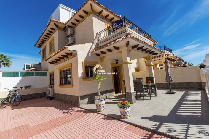 Image No.1-2 Bed Quad for sale