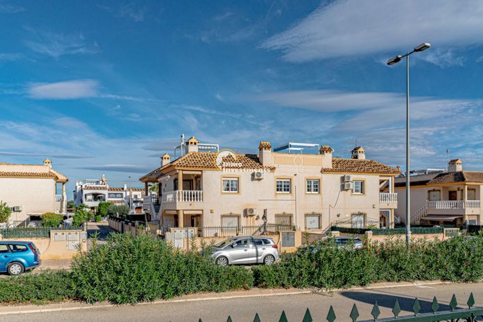 Image No.2-Appartement de 2 chambres à vendre à Villamartin