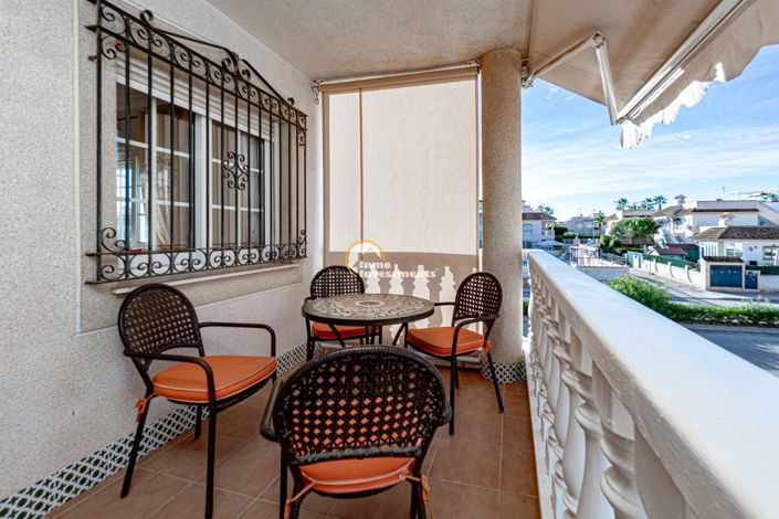 Image No.25-Appartement de 2 chambres à vendre à Villamartin