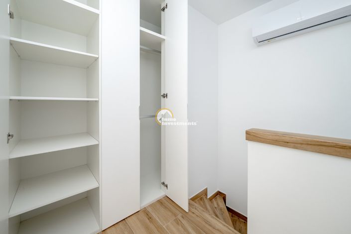 Image No.24-3 Bed Villa for sale