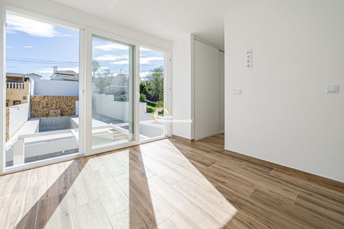 Image No.26-3 Bed Villa for sale