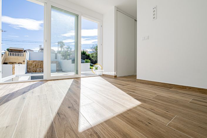 Image No.28-3 Bed Villa for sale