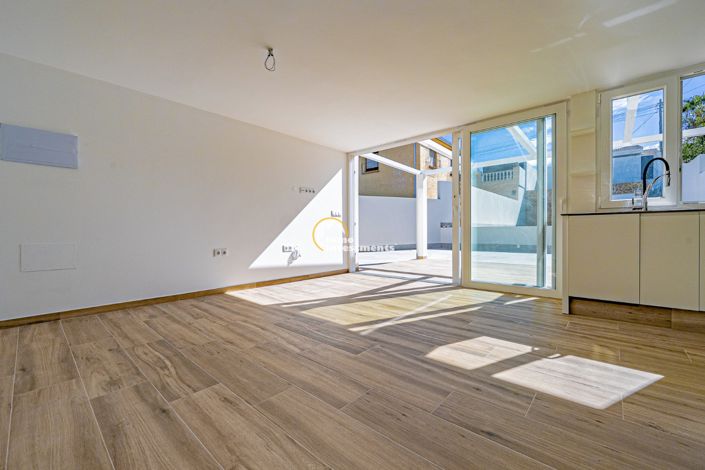 Image No.6-3 Bed Villa for sale