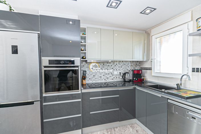 Image No.10-2 Bed Apartment for sale