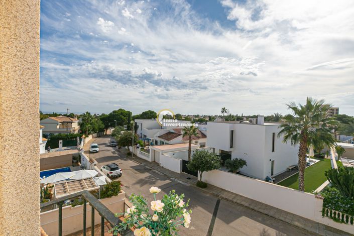 Image No.21-2 Bed Apartment for sale