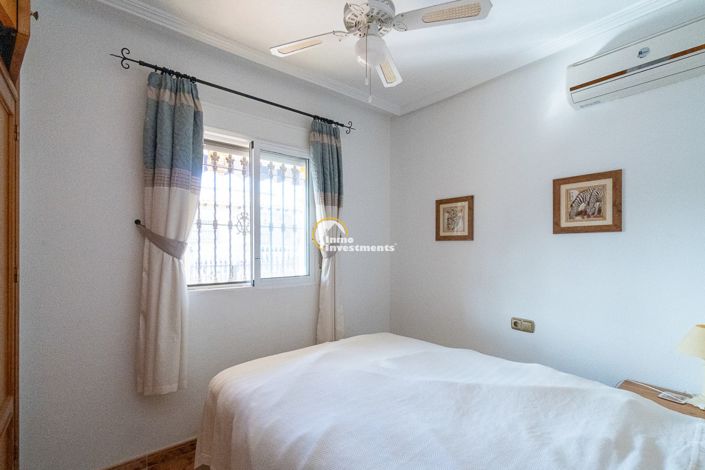 Image No.17-2 Bed Bungalow for sale