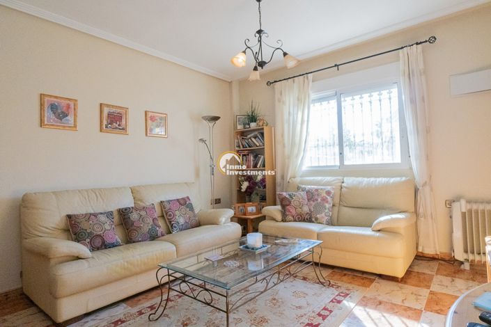 Image No.6-2 Bed Bungalow for sale