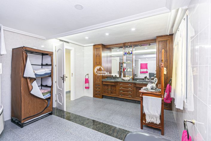 Image No.44-Villa de 7 chambres à vendre à Cabo Roig