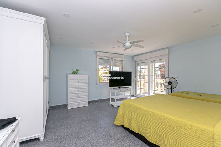 Image No.45-Villa de 7 chambres à vendre à Cabo Roig