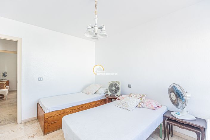 Image No.19-3 Bed Apartment for sale