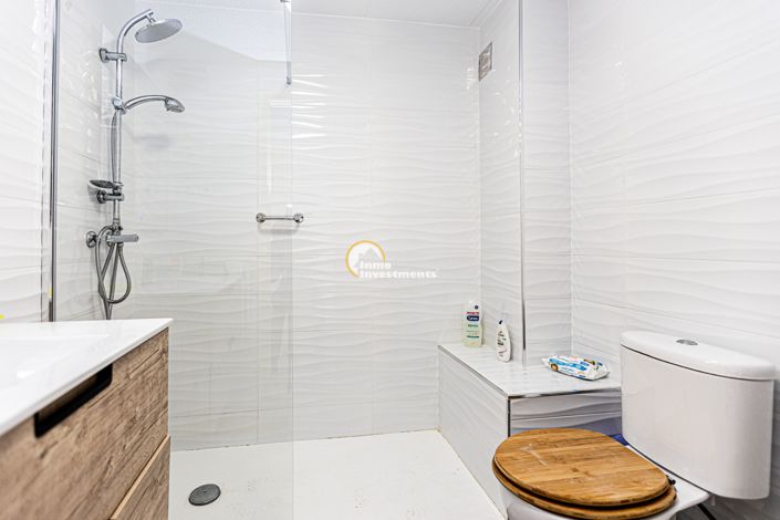 Image No.21-3 Bed Apartment for sale