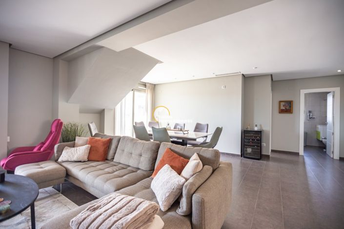 Image No.19-4 Bed Penthouse for sale