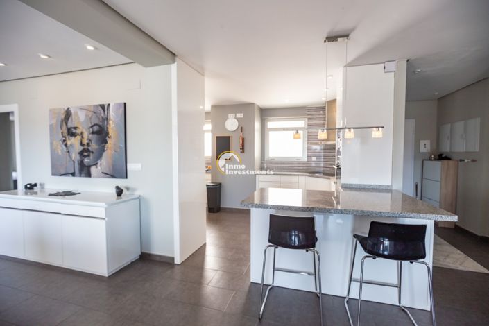 Image No.26-4 Bed Penthouse for sale