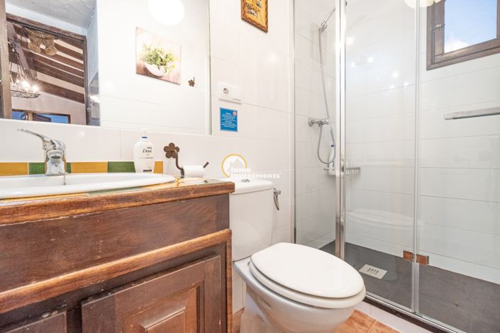 Image No.26-9 Bed Villa for sale