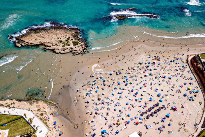 Image No.34-Villa de 4 chambres à vendre à La Zenia