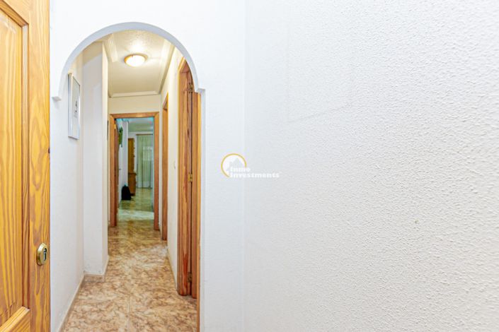 Image No.30-2 Bed Apartment for sale