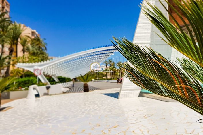 Image No.42-2 Bed Apartment for sale