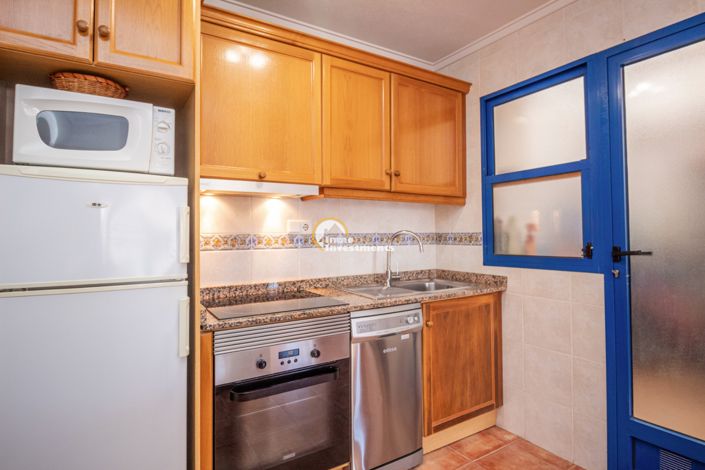 Image No.13-2 Bed Townhouse for sale