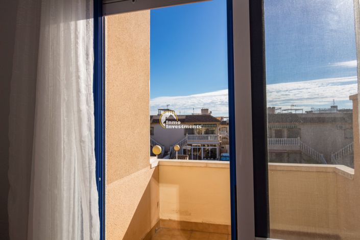 Image No.24-2 Bed Townhouse for sale