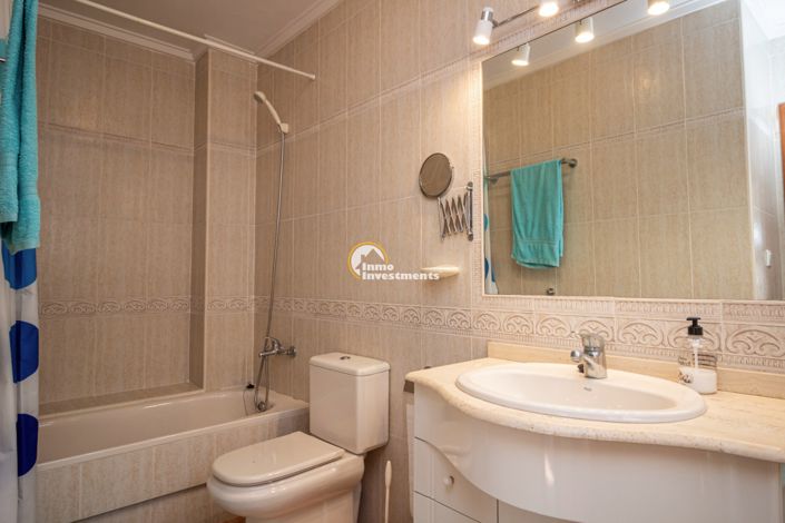 Image No.29-2 Bed Townhouse for sale