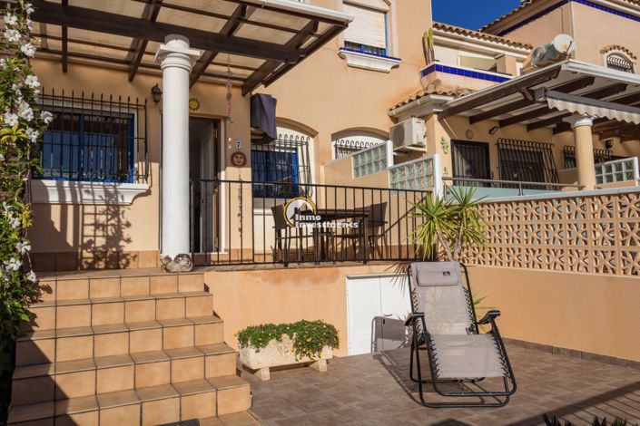 Image No.35-2 Bed Townhouse for sale