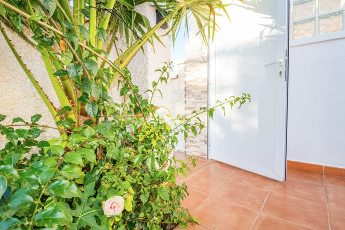 Image No.32-1 Bed Bungalow for sale