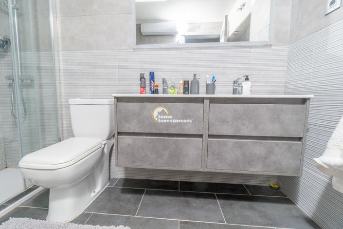 Image No.20-2 Bed Apartment for sale