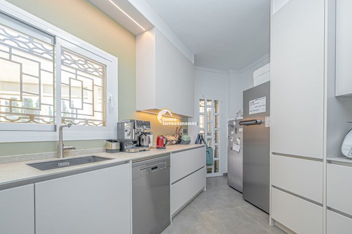 Image No.14-3 Bed Villa for sale