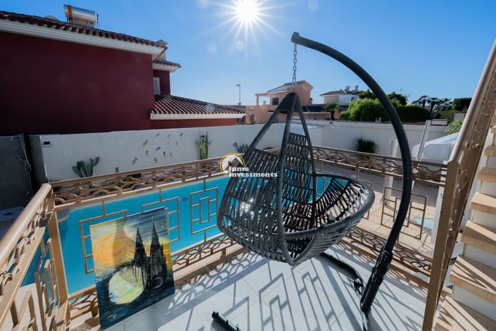 Image No.27-3 Bed Villa for sale