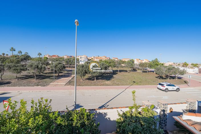 Image No.35-3 Bed Villa for sale