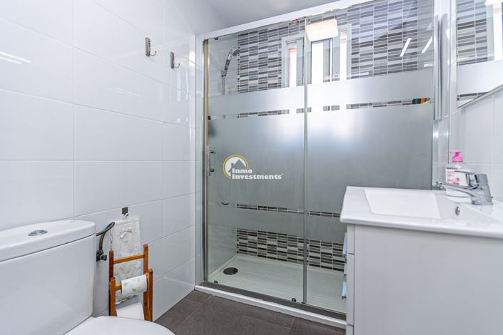 Image No.23-2 Bed Bungalow for sale