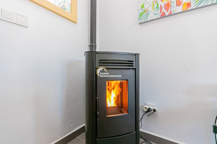 Image No.38-2 Bed Bungalow for sale