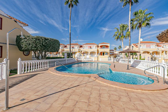 Image No.43-2 Bed Bungalow for sale