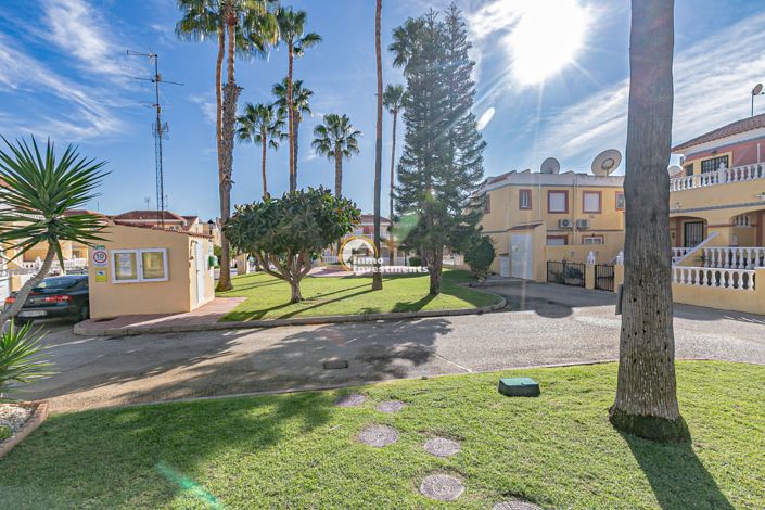 Image No.47-2 Bed Bungalow for sale