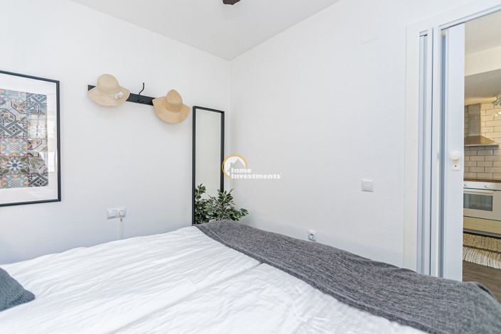 Image No.22-2 Bed Townhouse for sale