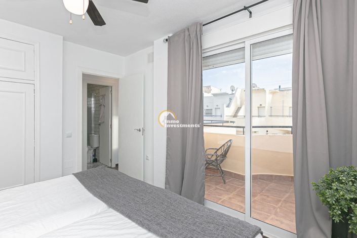 Image No.39-2 Bed Townhouse for sale